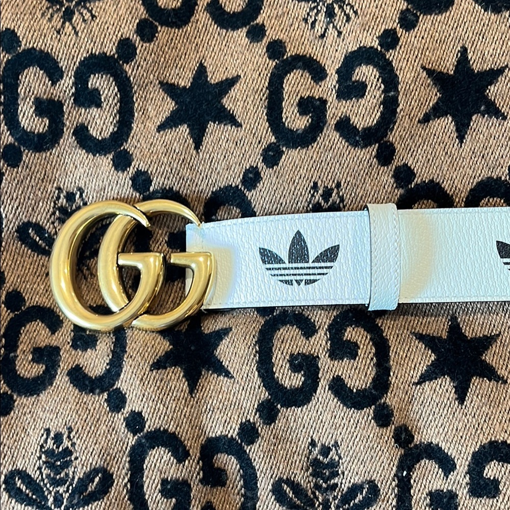 Gucci/Adidas collaboration White and Gold belt with Double G Buckle - Picture 2 of 10